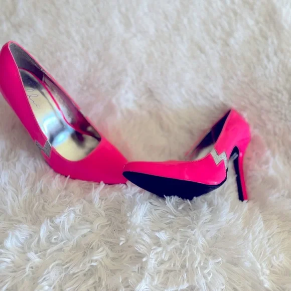 Ellie 80s/rocker heels, size 7 - Picture 1 of 14